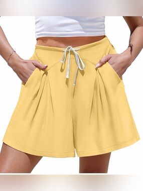 Women's Drawstring Pleated Linen Shorts - Yellow